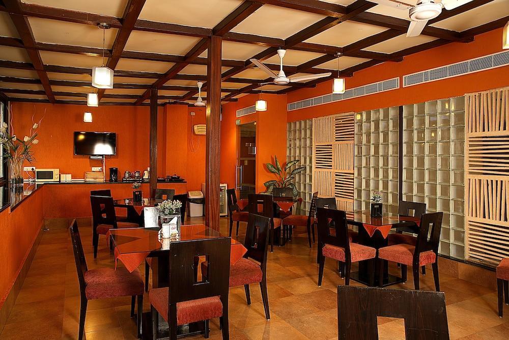 Ahuja Residency Sunder Nagar Hotel New Delhi Exterior foto