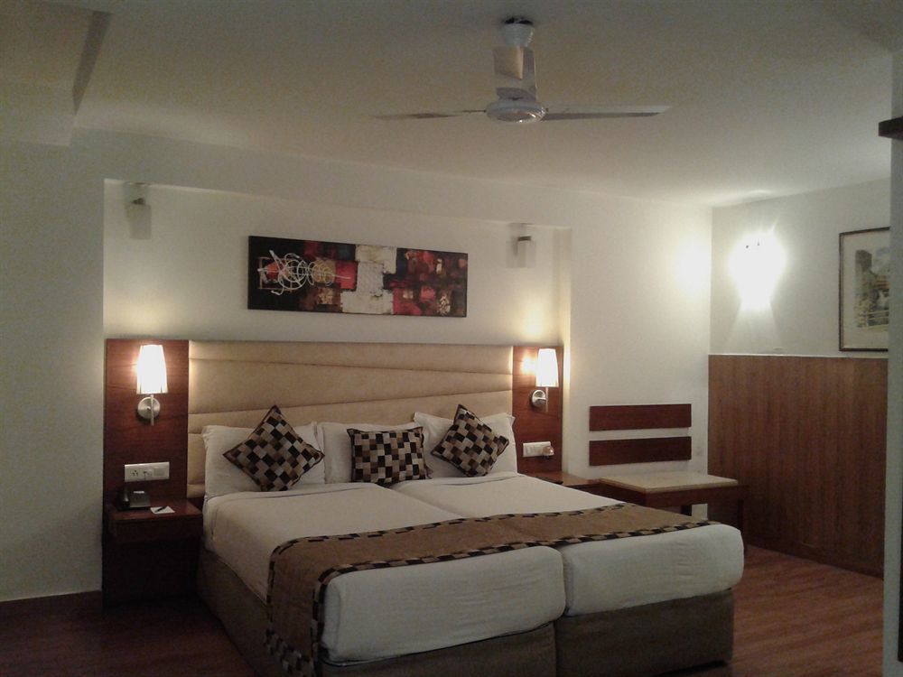 Ahuja Residency Sunder Nagar Hotel New Delhi Exterior foto