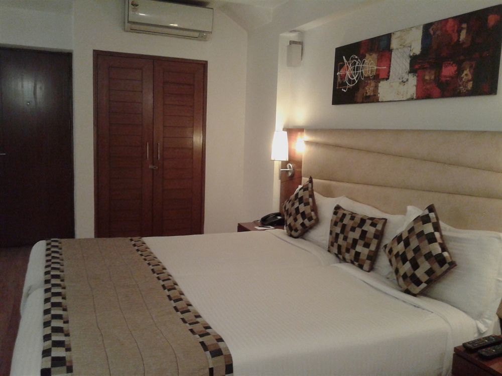 Ahuja Residency Sunder Nagar Hotel New Delhi Exterior foto