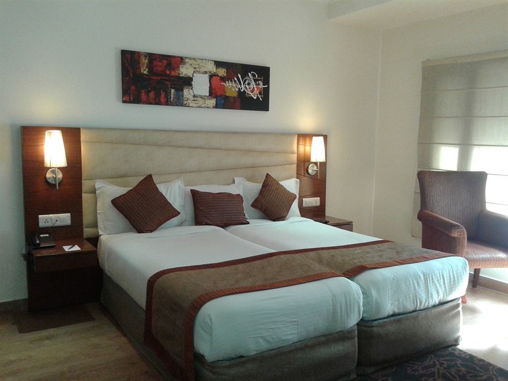 Ahuja Residency Sunder Nagar Hotel New Delhi Exterior foto